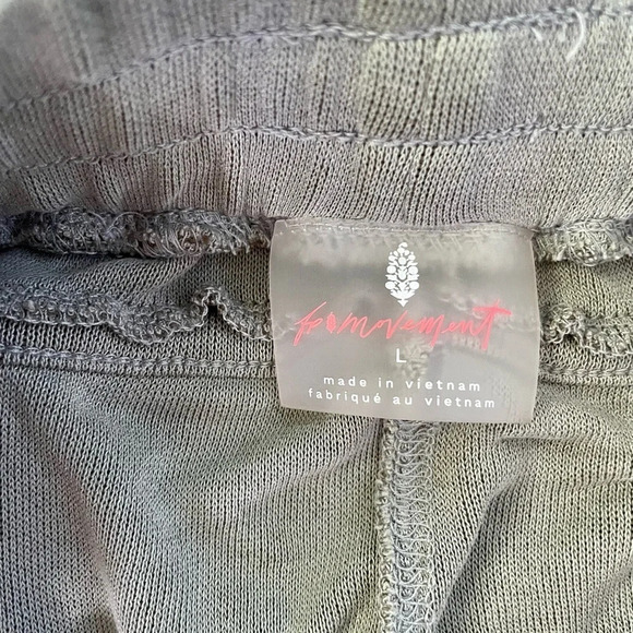 FREE PEOPLE FP MOVEMENT Back Into It Jogger green size large - Picture 6 of 16